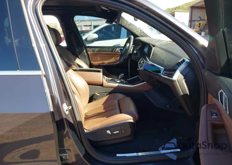 2020 BMW X5 xDrive40I z USA, uszkodzony, nr VIN 5UXCR6C06L9C84088